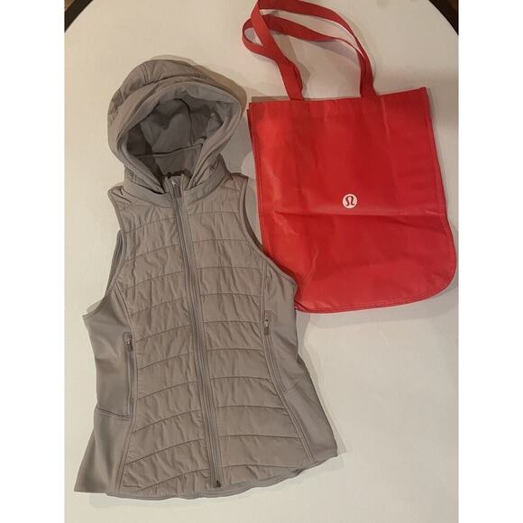 Lululemon Puffer Vest Jacket Removable Hood Size 6 Gray Extra Mile Fleece W/ Bag - Picture 1 of 10
